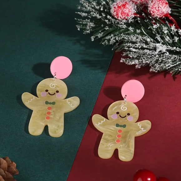 NEW Gingerbread Stud Dangle Earrings with Pink Bow - Picture 7 of 8